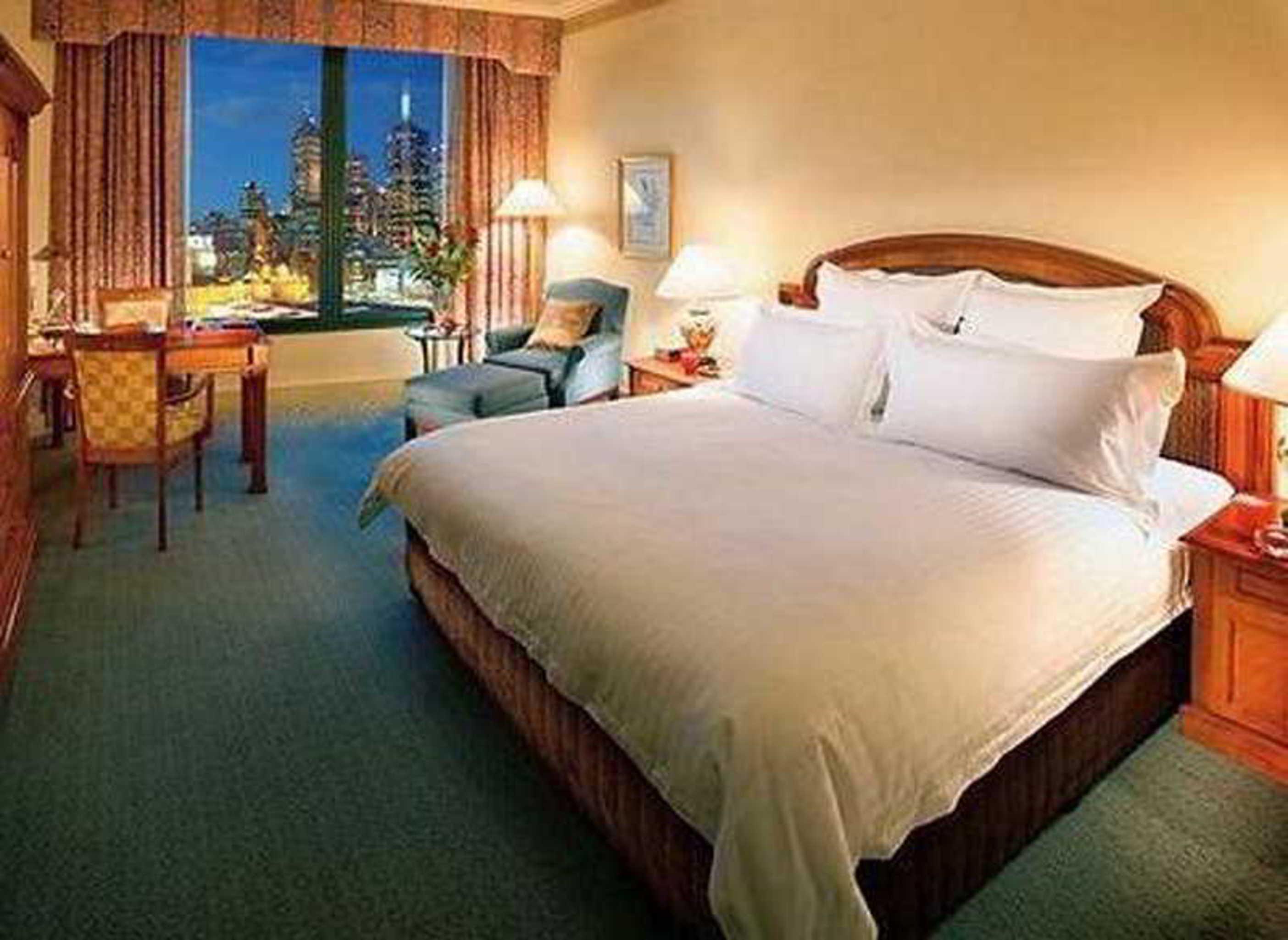 Отель The Langham Мельбурн Экстерьер фото A room at the InterContinental New York Le Méridien